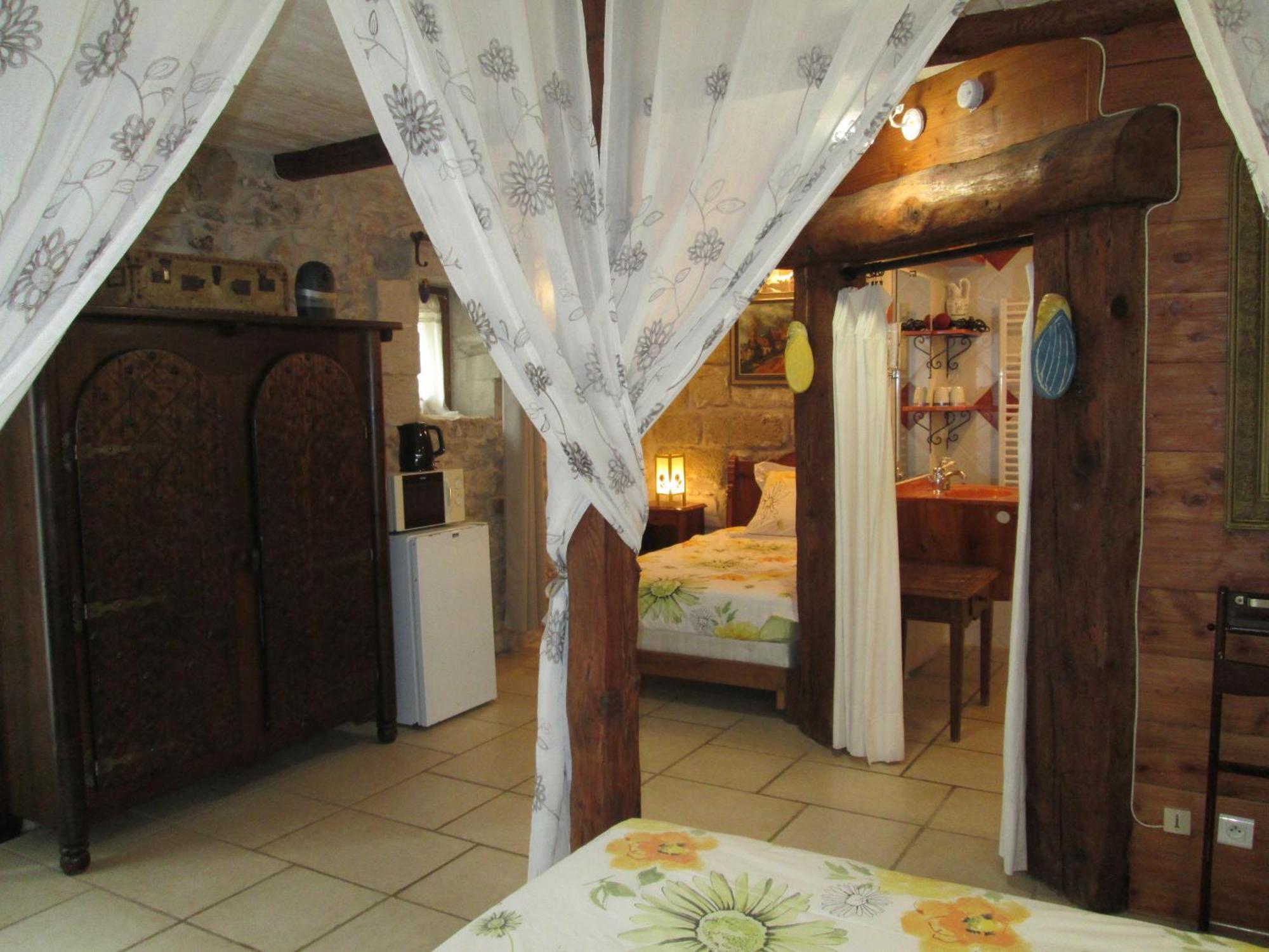 Le Mas Vieux Graveson Room photo